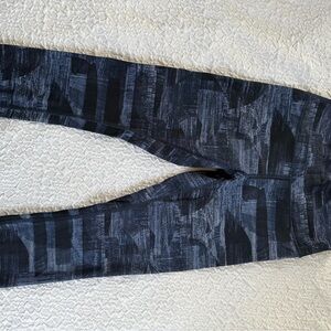 Lululemon Athletica Black and Gray Leggings